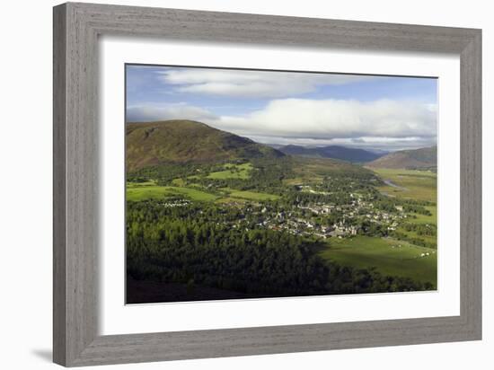 Braemar Village, Scotland, UK-Duncan Shaw-Framed Photographic Print