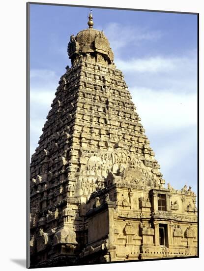 Brahadeeshwara Temple, UNESCO World Heritage Site, Thanjavur, Tamil Nadu, India, Asia-Balan Madhavan-Mounted Photographic Print