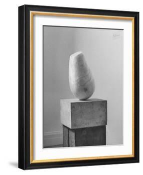 Brancusi Sculpture on Exhibit at the Guggenheim Museum-Nina Leen-Framed Photographic Print