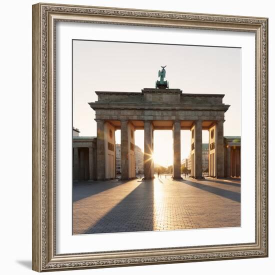Brandenburg Gate (Brandenburger Tor) at sunrise, Platz des 18 Marz, Berlin Mitte, Berlin, Germany, -Markus Lange-Framed Photographic Print