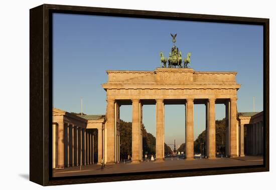 Brandenburg Gate (Brandenburger Tor) at sunrise, Quadriga, Berlin Mitte, Berlin, Germany, Europe-Markus Lange-Framed Premier Image Canvas