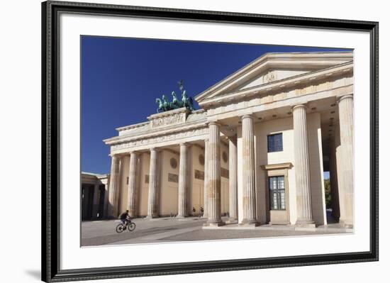 Brandenburg Gate (Brandenburger Tor), Pariser Platz square, Berlin Mitte, Berlin, Germany, Europe-Markus Lange-Framed Photographic Print