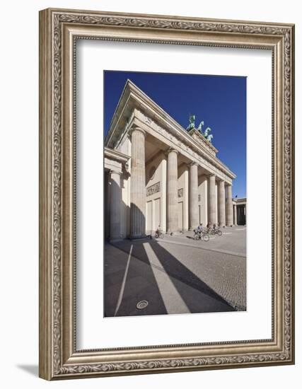 Brandenburg Gate (Brandenburger Tor), Pariser Platz square, Berlin Mitte, Berlin, Germany, Europe-Markus Lange-Framed Photographic Print