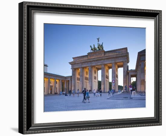 Brandenburg Gate, Pariser Platz, Berlin, Germany-Jon Arnold-Framed Photographic Print