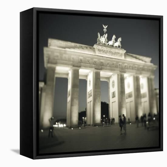 Brandenburg Gate, Pariser Platz, Berlin, Germany-Jon Arnold-Framed Premier Image Canvas