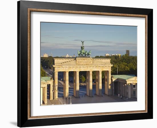 Brandenburg Gate, Pariser Platz, Berlin, Germany-Jon Arnold-Framed Photographic Print