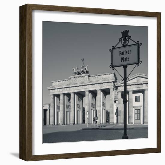 Brandenburg Gate, Pariser Platz, Berlin, Germany-Jon Arnold-Framed Photographic Print