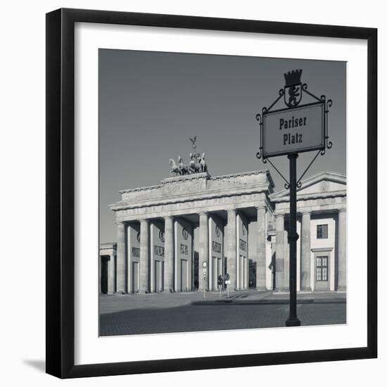 Brandenburg Gate, Pariser Platz, Berlin, Germany-Jon Arnold-Framed Photographic Print