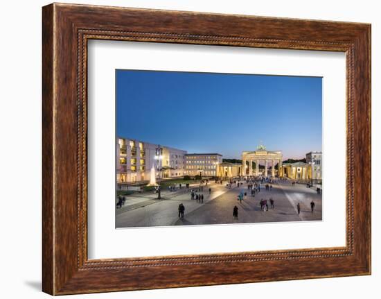 Brandenburg Gate, Pariser Platz, Berlin, Germany-Sabine Lubenow-Framed Photographic Print