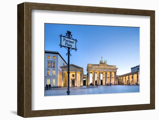 Brandenburg Gate, Pariser Platz, Berlin, Germany-Sabine Lubenow-Framed Photographic Print