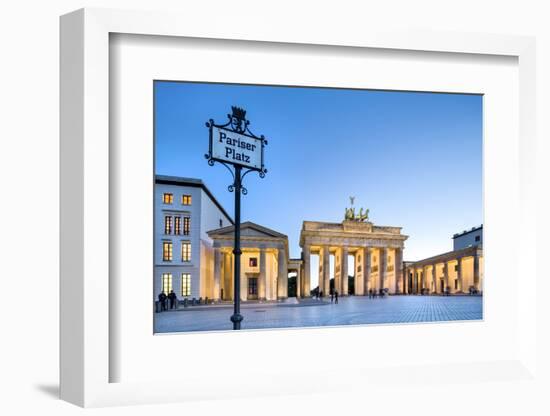 Brandenburg Gate, Pariser Platz, Berlin, Germany-Sabine Lubenow-Framed Photographic Print