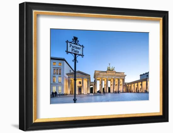 Brandenburg Gate, Pariser Platz, Berlin, Germany-Sabine Lubenow-Framed Photographic Print