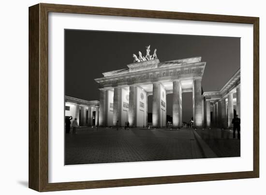 Brandenburg Tor-Chris Bliss-Framed Photographic Print