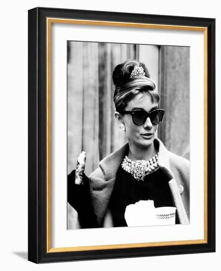 Breakfast at Tiffany's, Audrey Hepburn Eating Between Scenes on Set, 1961-null-Framed Photo