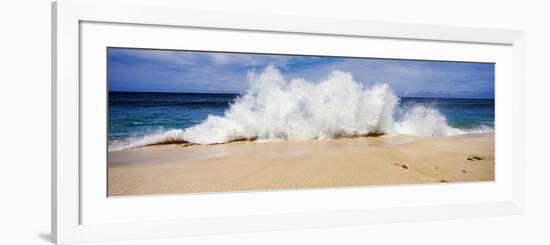 Breaking Waves on the Beach, Oahu, Hawaii, USA-null-Framed Photographic Print