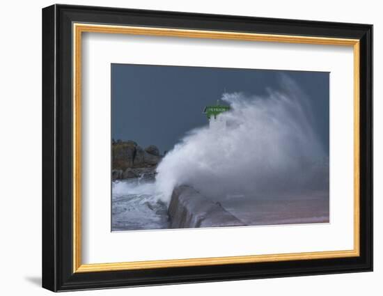 Bretagne Waves-Philippe Manguin-Framed Photographic Print