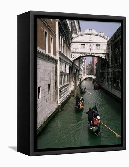 Bridge of Sighs and Gondolas, Venice, Veneto, Italy-Roy Rainford-Framed Premier Image Canvas