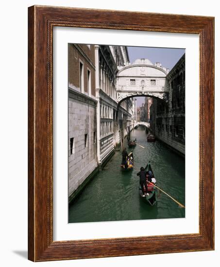 Bridge of Sighs and Gondolas, Venice, Veneto, Italy-Roy Rainford-Framed Photographic Print