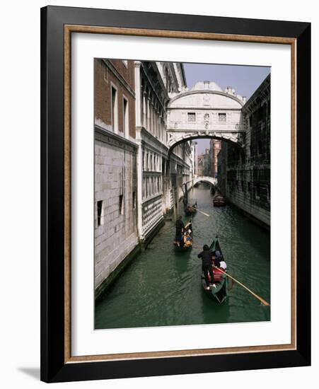 Bridge of Sighs and Gondolas, Venice, Veneto, Italy-Roy Rainford-Framed Photographic Print