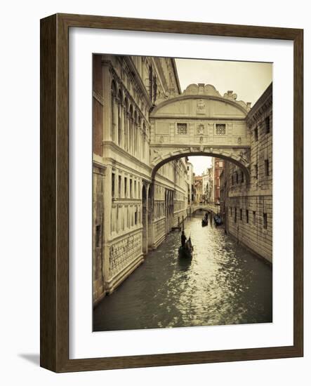 Bridge of Sighs, Doge's Palace, Venice, Italy-Jon Arnold-Framed Photographic Print