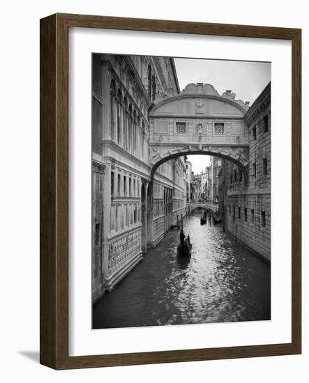 Bridge of Sighs, Doge's Palace, Venice, Italy-Jon Arnold-Framed Photographic Print
