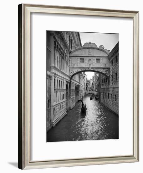 Bridge of Sighs, Doge's Palace, Venice, Italy-Jon Arnold-Framed Photographic Print