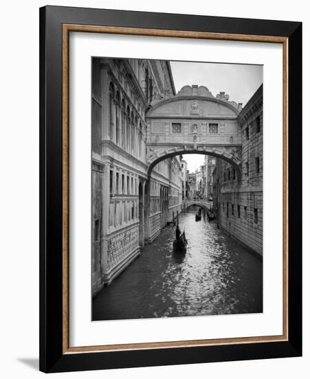 Bridge of Sighs, Doge's Palace, Venice, Italy-Jon Arnold-Framed Photographic Print