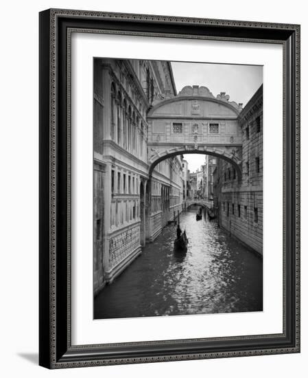 Bridge of Sighs, Doge's Palace, Venice, Italy-Jon Arnold-Framed Premium Photographic Print