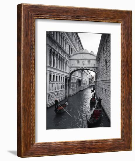 Bridge of Sighs, Doge's Palace, Venice, Italy-Jon Arnold-Framed Photographic Print