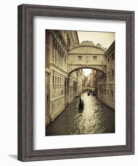 Bridge of Sighs, Doge's Palace, Venice, Italy-Jon Arnold-Framed Photographic Print