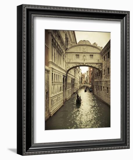 Bridge of Sighs, Doge's Palace, Venice, Italy-Jon Arnold-Framed Photographic Print