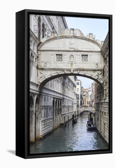 Bridge of Sighs in winter, Venice, UNESCO World Heritage Site, Veneto, Italy, Europe-Eleanor Scriven-Framed Premier Image Canvas