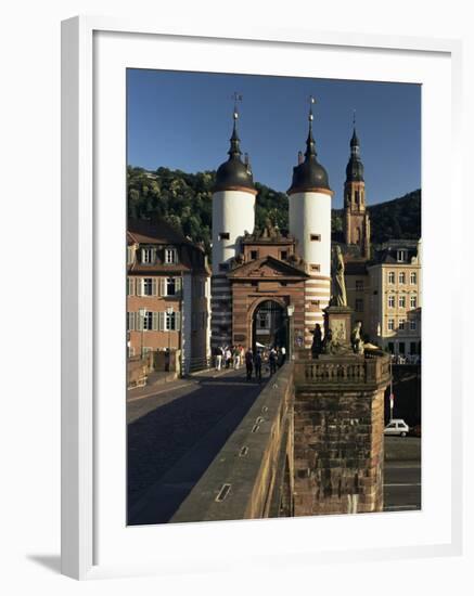 Bridge Over the Neckar River, Heidelburg, Baden Wurttemberg, Germany-Gavin Hellier-Framed Photographic Print