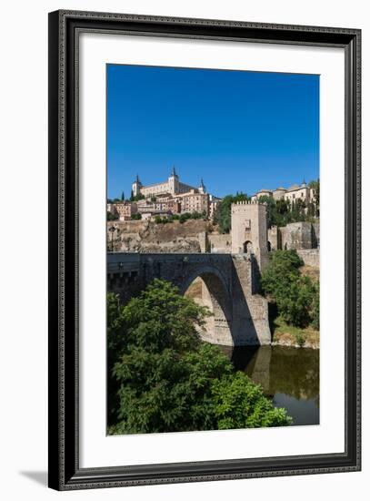 Bridge over the River Tagus with the Alcazar of Toledo Above, Toledo, Castilla La Mancha, Spain-Martin Child-Framed Photographic Print