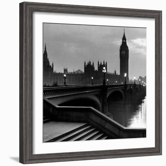 Bridge with Big Ben-null-Framed Premium Giclee Print