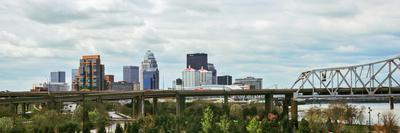 Louisville Kentucky City Skyline iPhone 13 Case by Michael Tompsett - Fine  Art America