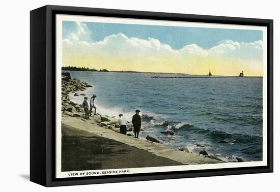 Bridgeport, Connecticut - Seaside Park View of the Sound-Lantern Press-Framed Stretched Canvas