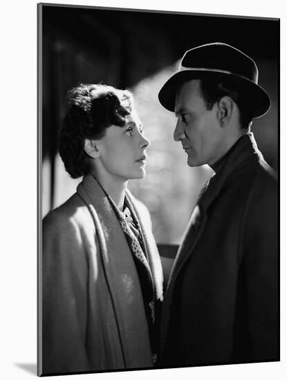 Brief Encounter, Celia Johnson, Trevor Howard, 1945-null-Mounted Photo