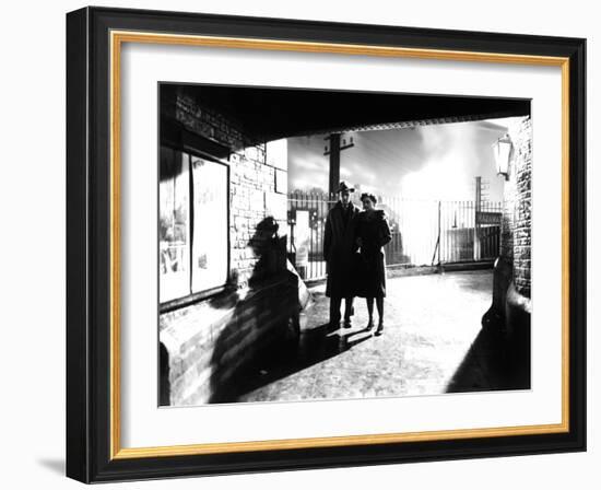 Brief Encounter, Trevor Howard, Celia Johnson, 1945-null-Framed Photo