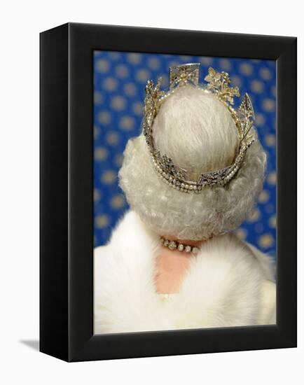 Britain's Queen Elizabeth Leaves the Houses of Parliament in London-null-Framed Premier Image Canvas