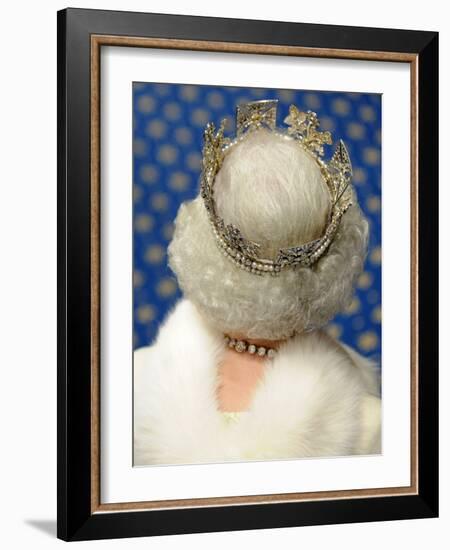 Britain's Queen Elizabeth Leaves the Houses of Parliament in London-null-Framed Photographic Print