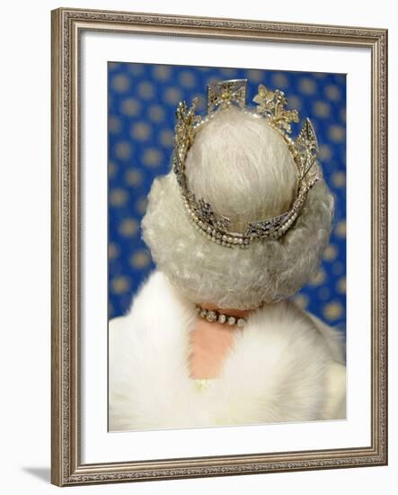 Britain's Queen Elizabeth Leaves the Houses of Parliament in London-null-Framed Photographic Print