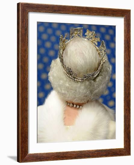 Britain's Queen Elizabeth Leaves the Houses of Parliament in London-null-Framed Photographic Print