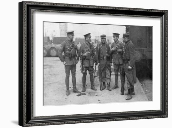 British and French Troops Fraternising, France, August 1914-null-Framed Giclee Print