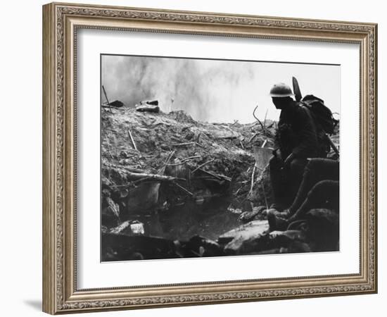 British Front 1915-Robert Hunt-Framed Photographic Print