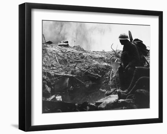 British Front 1915-Robert Hunt-Framed Photographic Print