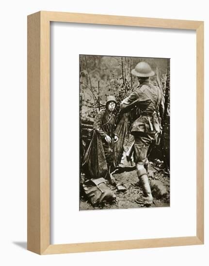 British 'mopping-up' squad surprises a German straggler, World War I, Aisne, France, 1918-Unknown-Framed Photographic Print