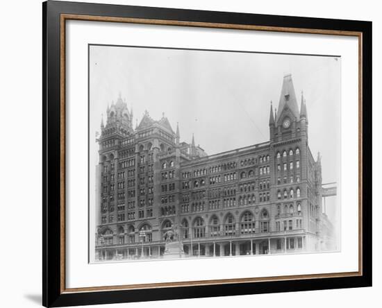 Broad Street Train Station-null-Framed Photographic Print