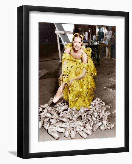 Broadway Melody of 1936, Eleanor Powell, on set, 1935-null-Framed Photo