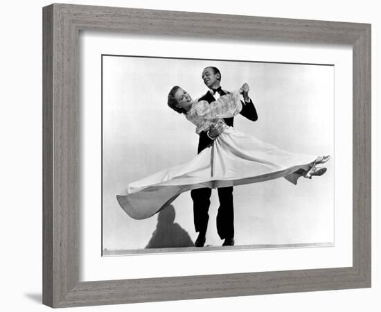 Broadway Melody of 1940, Eleanor Powell, Fred Astaire-null-Framed Photo